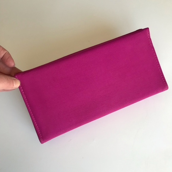 Pink Necklace and Earrings Set with Purse - Picture 12 of 16